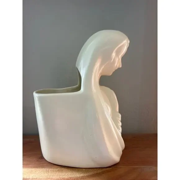Vtg Haeger Virgin Mary Planter/Vase, Ceramic Madonna Religious Praying Hands